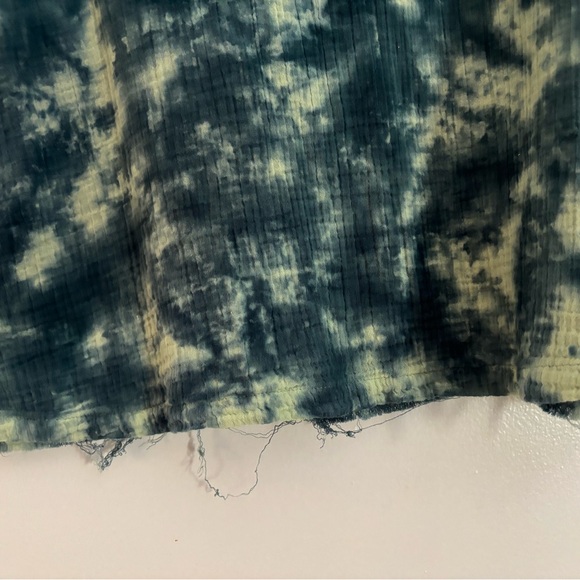Wonderly Tie-Dye Ribbed V-Neck Top in Teal and Olive - Picture 4 of 6